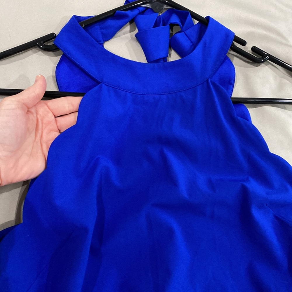 Dress - Picture 5 of 5